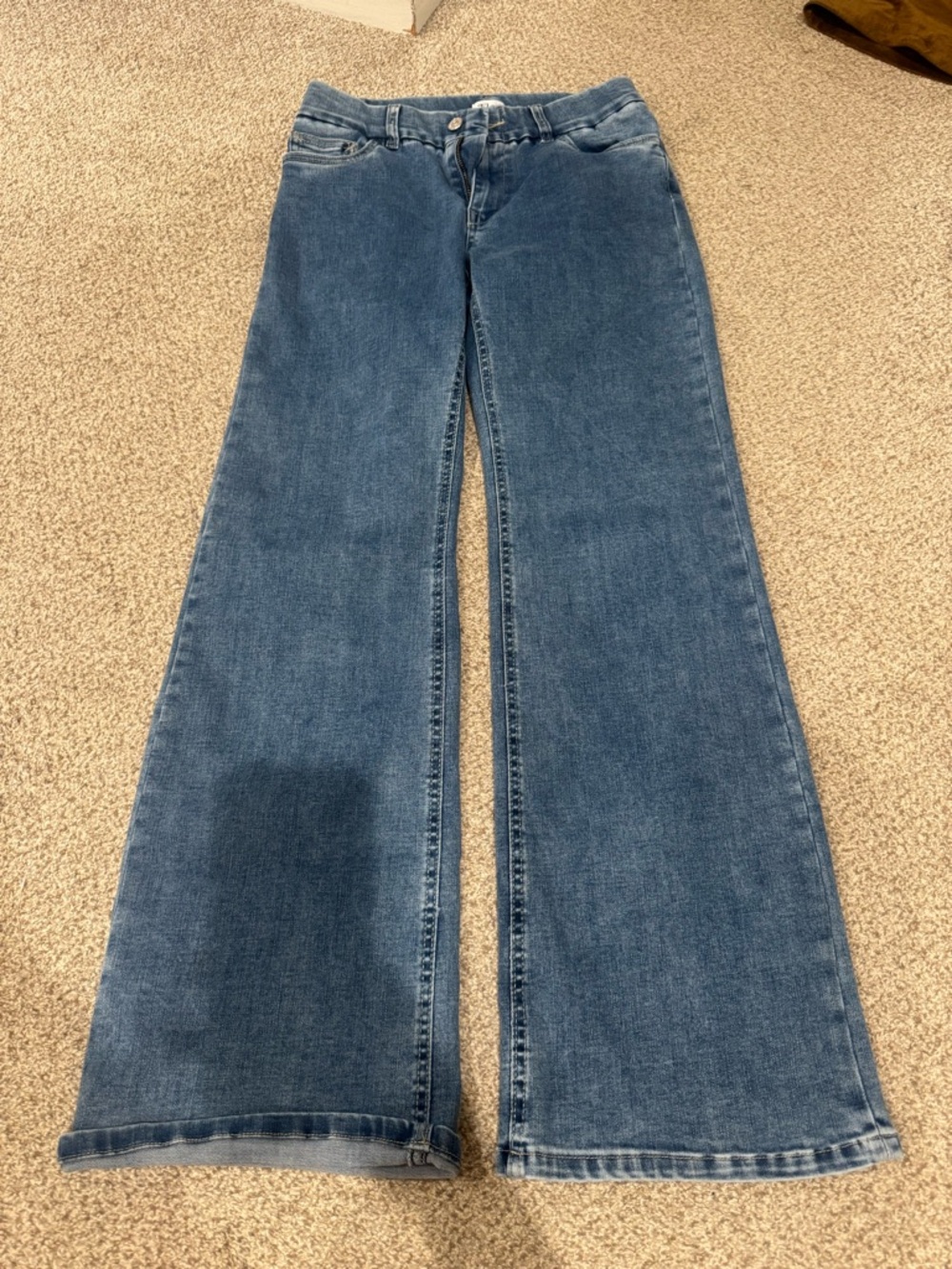 BEVY FLOG Wide-Leg Jeans in Medium Blue